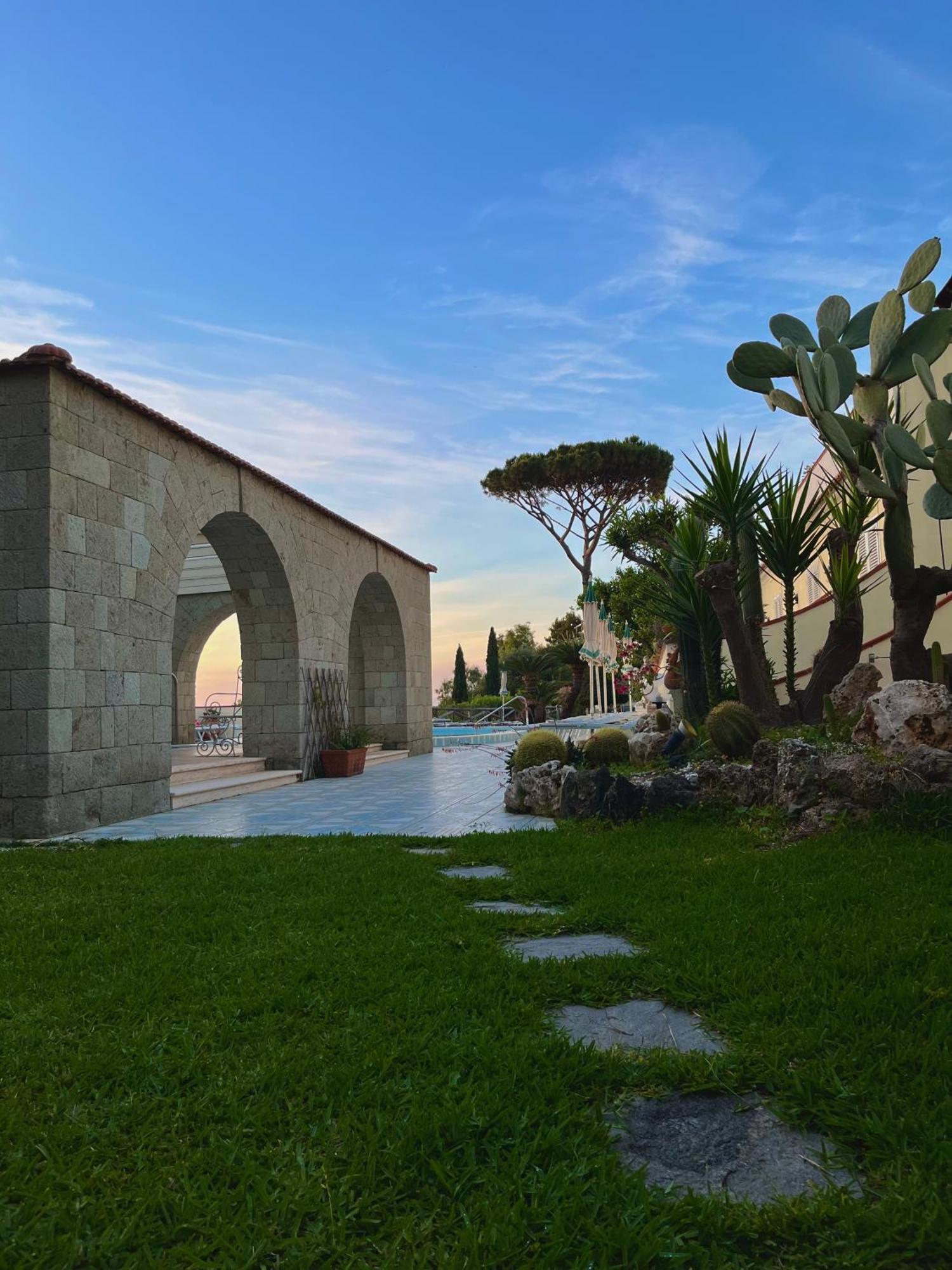 Resort Villa Flavio Casamicciola Terme Eksteriør billede